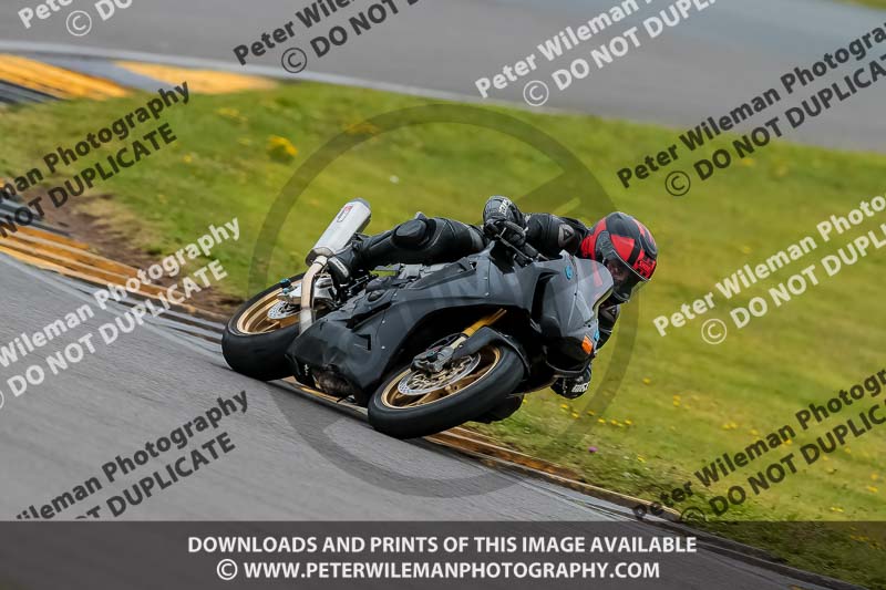 PJM Photography;anglesey no limits trackday;anglesey photographs;anglesey trackday photographs;enduro digital images;event digital images;eventdigitalimages;no limits trackdays;peter wileman photography;racing digital images;trac mon;trackday digital images;trackday photos;ty croes